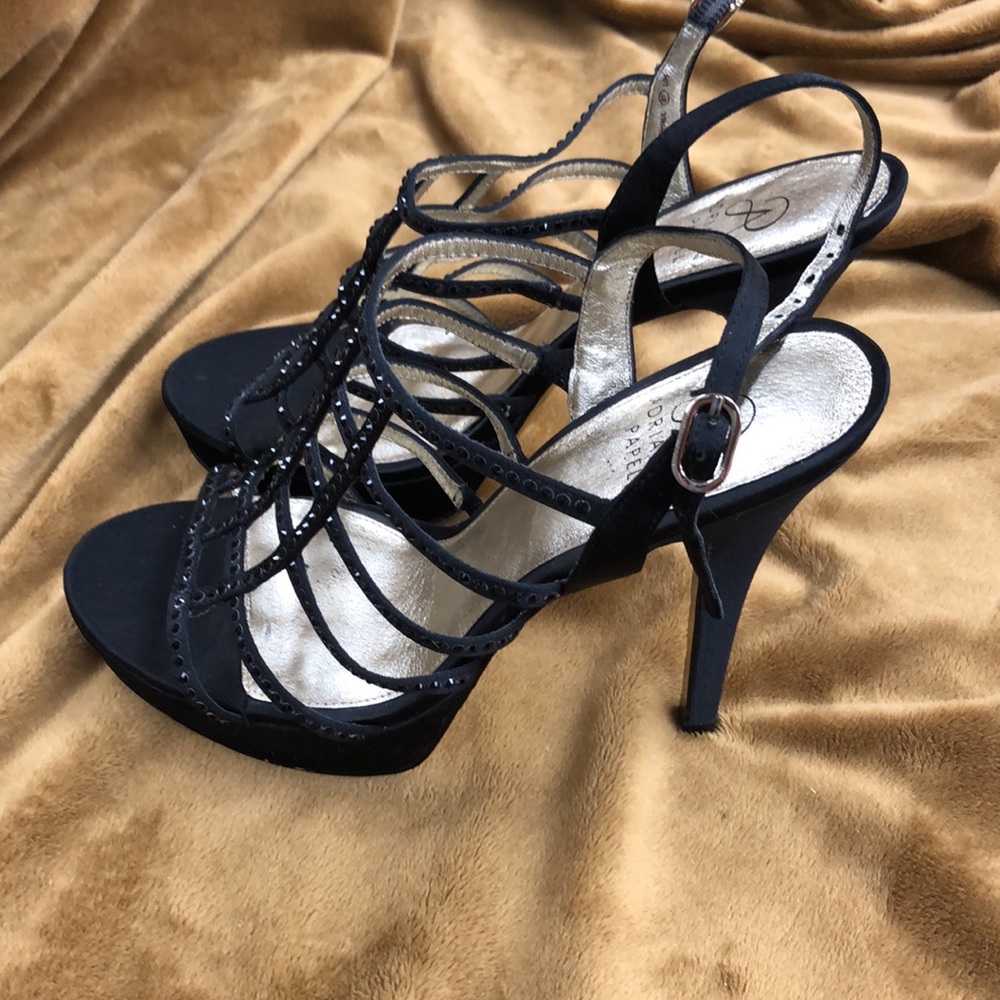 Adrianna Papell heels